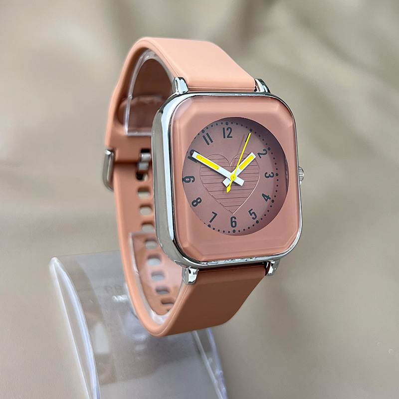 Fashion Minimalist Women Quart - Silicone Band Women incelemesi ve fiyatı