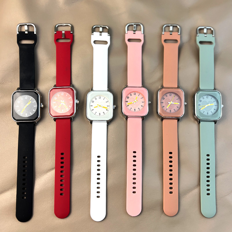 Fashion Minimalist Women Quart - Silicone Band Women incelemesi ve fiyatı